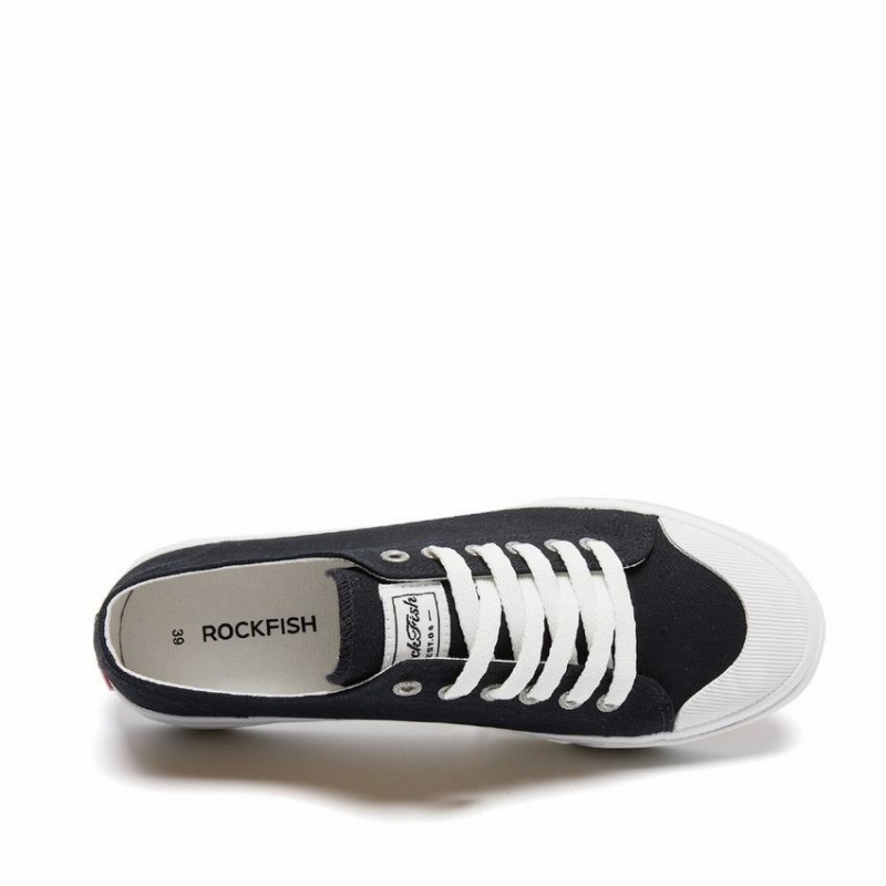 Women's Rockfish Classic 746 Canvas Low-Top Sneakers Black White | JWM7367PL